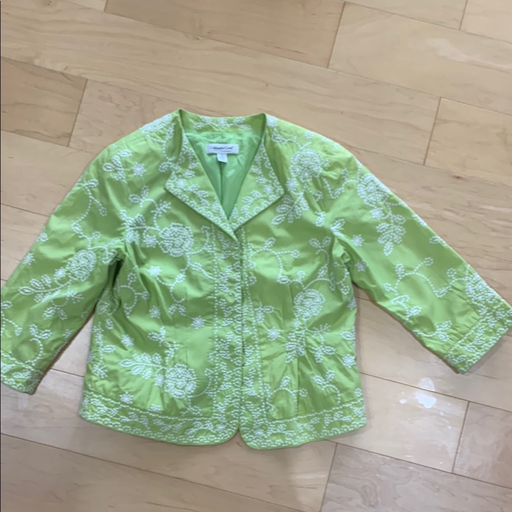 Coldwater Creek women’s Spring green & white embroidered jacket Size 10
